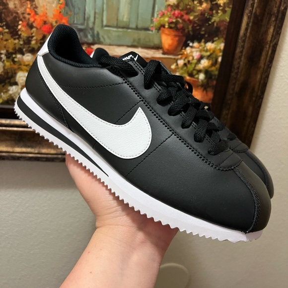Nike Cortez Basic Black White sneakers - Picture 5 of 16